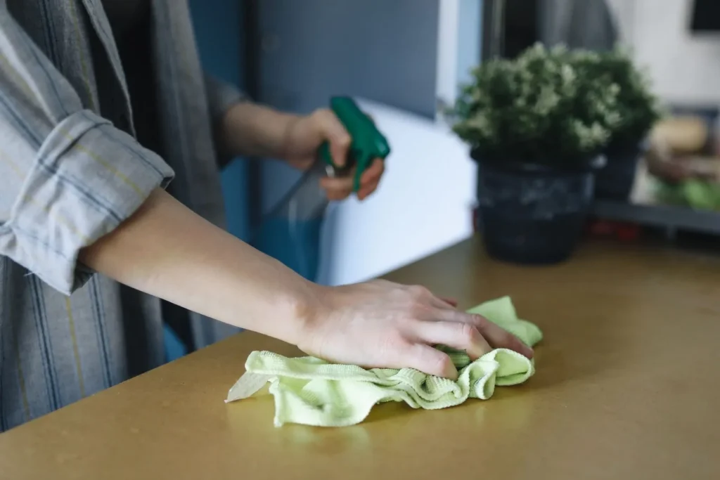 Countertop cleaning by Riverdale GA cleaning company
